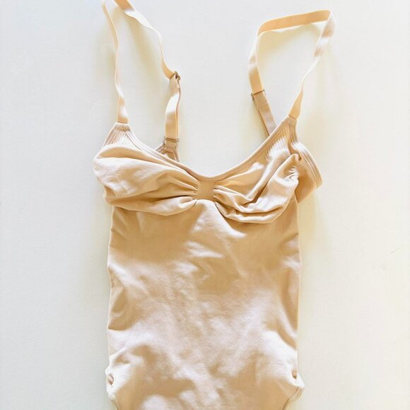 Nwot Skims Shapewear Thong Bodysuit 3 Dba - Picture 2 of 3
